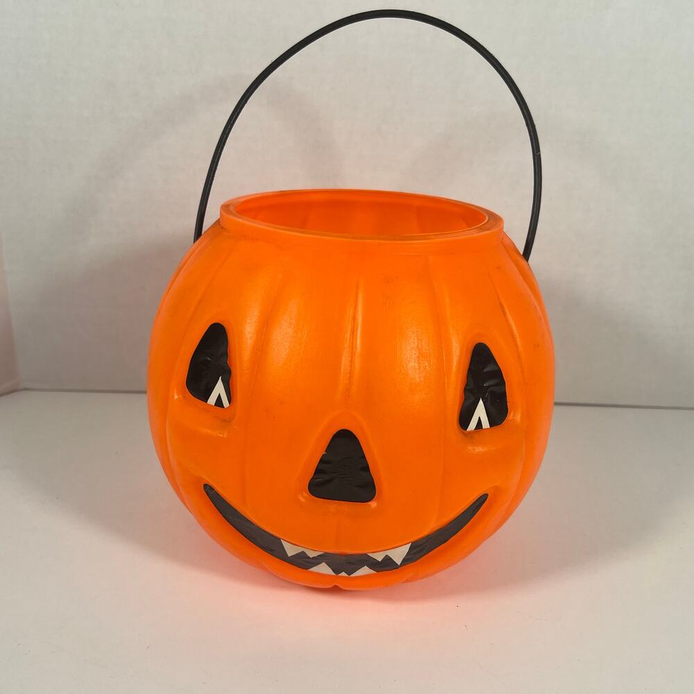 Vintage Plastic Blow Mold Jack O Lantern Halloween Pumpkin Trick Or Treat Bucket